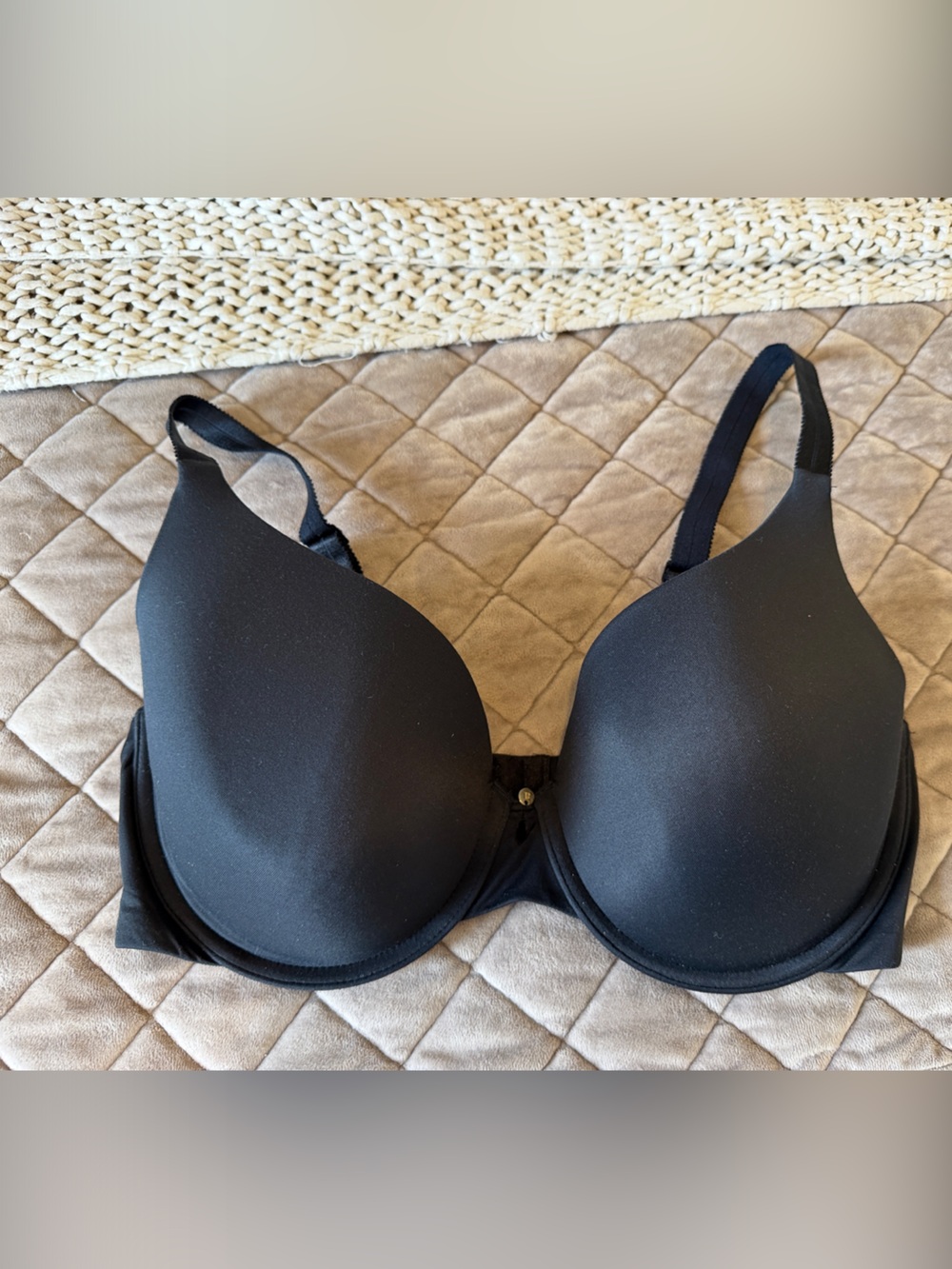 Auden Black T-Shirt Bra - Smooth Light Support